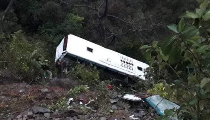 26 injured after bus skids off road near Swarghat in Himachal Pradesh&#039;s Bilaspur