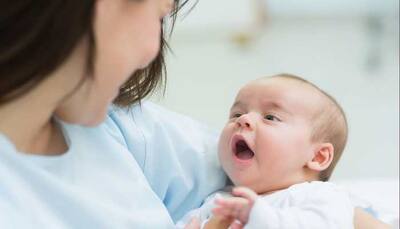 Delaying newborn baths leads to increase in rates of breastfeeding: Study