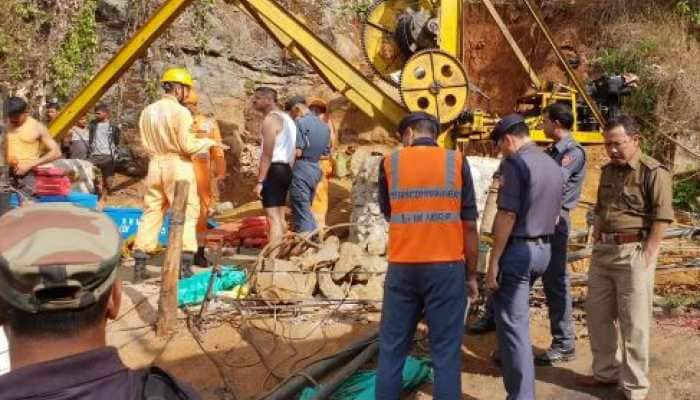 Navy makes another attempt to retrieve trapped miner&#039;s body in Meghalaya