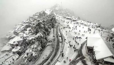 North India hit by heavy snowfall, rains; avalanche claims 2 lives in J&K