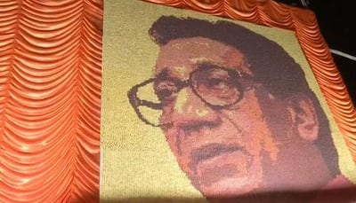On Bal Thackeray's birth anniversary, Mumbai artist creates portrait with 33,000 Rudrakshas