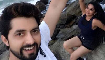 Monalisa's throwback picture with husband Vikrant Singh Rajpoot is unmissable!