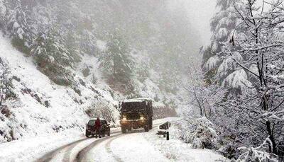 Light snow, rain in Kashmir Valley