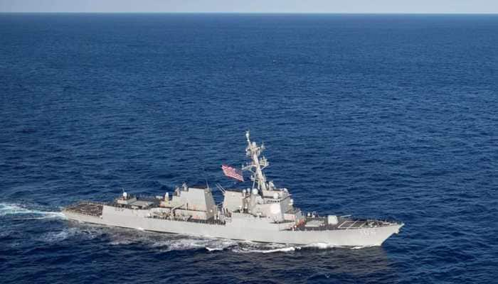 US warships pass through Taiwan Strait amid China tensions