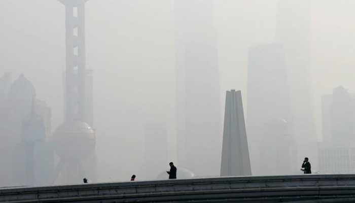 China regions losing 'momentum' in pollution fight - Environmental minister