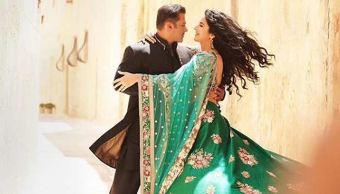 Hey, we just spotted Katrina Kaif with Salman Khan in this unseen pic from &#039;Bharat&#039; song!