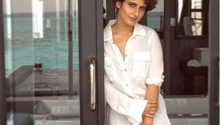 Forget her &#039;Dangal&#039; look, Fatima Sana Shaikh wears a shimmering saree and we are smitten! See pics