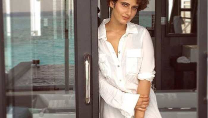 Forget her 'Dangal' look, Fatima Sana Shaikh wears a shimmering saree and we are smitten! See pics