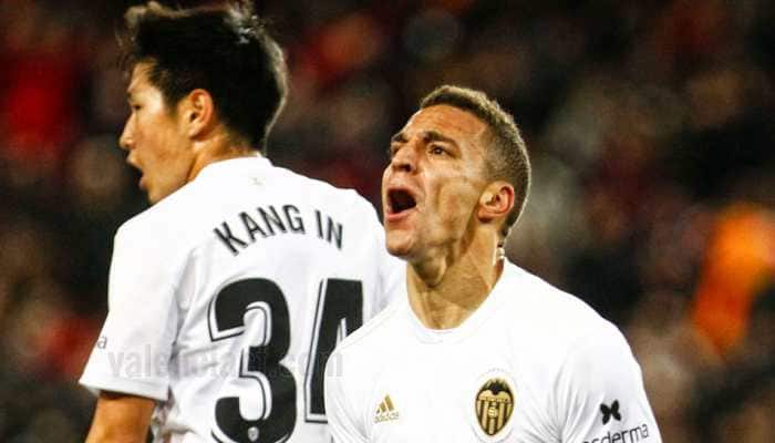 Rodrigo Moreno's hat-trick guides Valencia to Copa del Rey semis