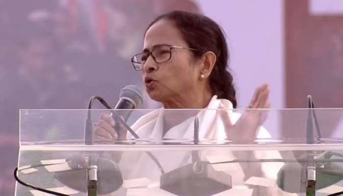 West Bengal CM Mamata Banerjee dares PM Narendra Modi to prove she took money for paintings