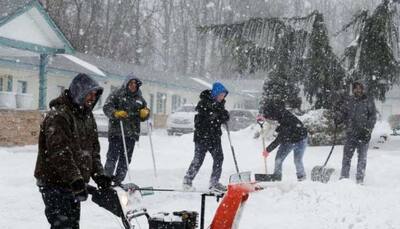 Deep freeze grips US Midwest, blamed for at least eight deaths