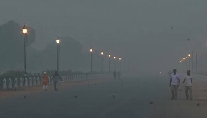 Air pollution shoots up in Delhi, rain expected around February 5