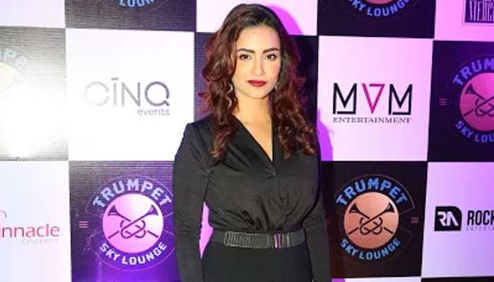 TV star Tia Bajpai's new single 'Main Gair Hui' crosses a million mark on YouTube