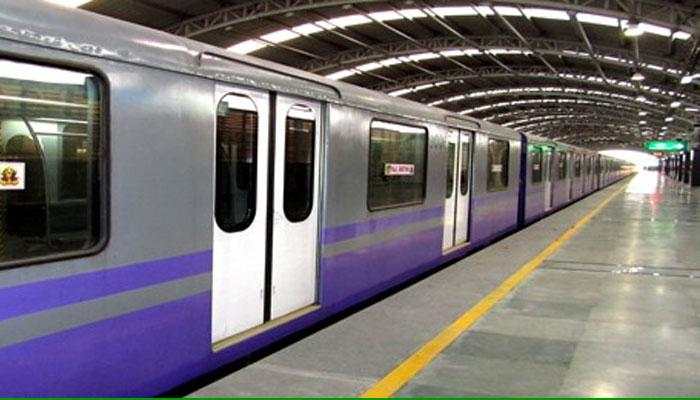 Smoke in Kolkata Metro, none injured