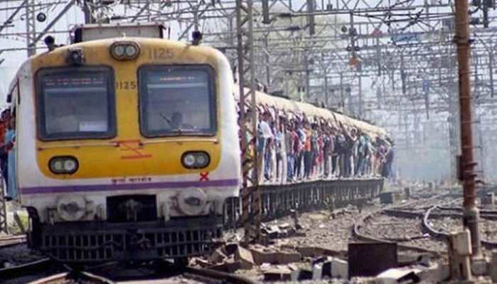 Mumbai braces for 11-hour Western Railway block; Over 200 trains to be affected Mumbai braces for 11-hour Western Railway block; Over 200 trains to be affected