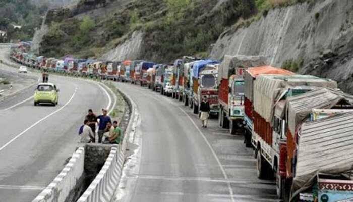 Jammu-Srinagar highway remain closed, shortage of essential supplies in Kashmir Valley