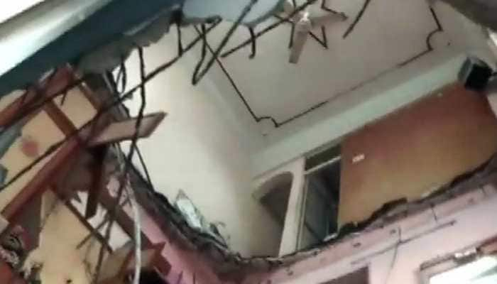 Maharashtra: 3 killed after building roof collapses in Thane&#039;s Ulhasnagar