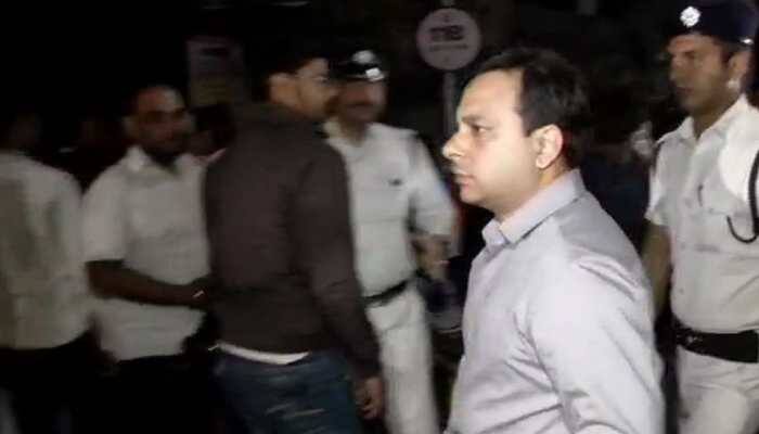 Kolkata police release all 5 CBI officials detained at Shakespeare Sarani PS