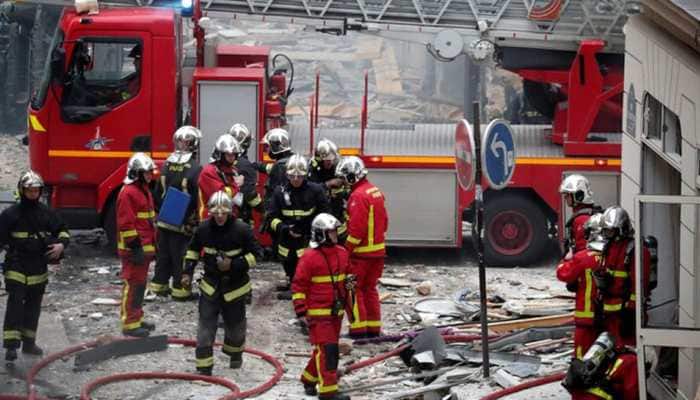 Fire at building in upmarket Paris neighbourhood leaves 7 dead, rescue ops underway