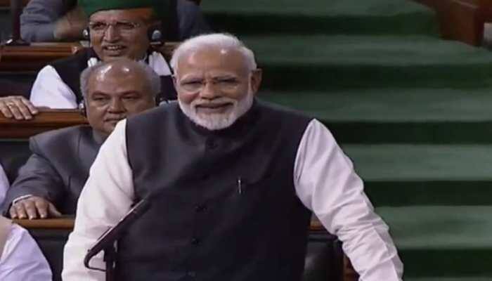 Live: People who looted this country will have to be scared of me, PM Modi in Parliament
