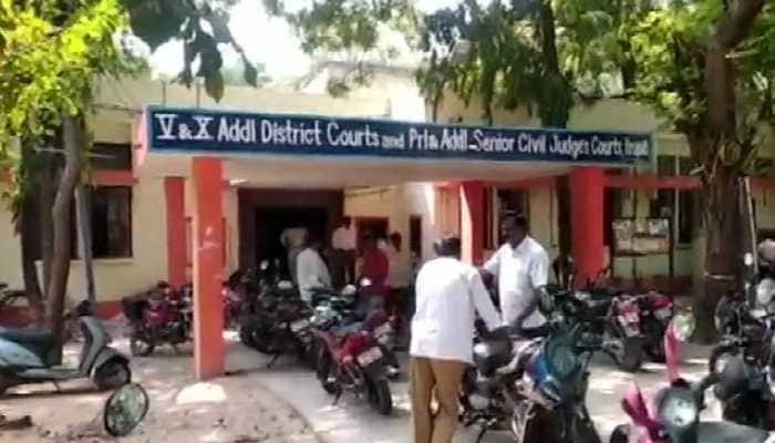 Andhra Pradesh: Nurse arrested after attempt to throw acid on ex-husband