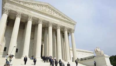 US Supreme Court blocks restrictive Louisiana abortion law