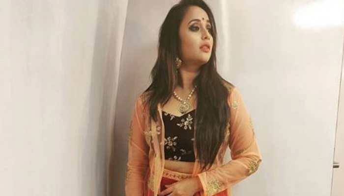 Rani Chatterjee is a sight to behold in this Indian outfit-See pic