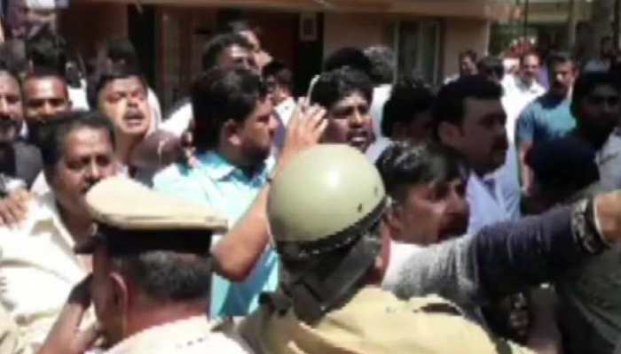 Karnataka: JD(S) workers pelt stones at BJP MLA&#039;s home in Hassan over &#039;derogatory&#039; remark against Deve Gowda