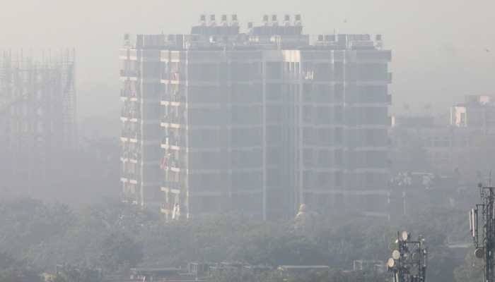 Delhi's air quality remains very poor: Authorities