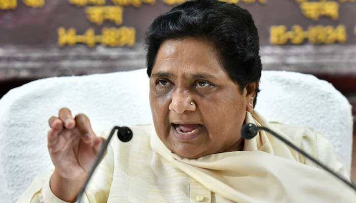Mayawati drops 'Sushri' from Twitter handle after criticism