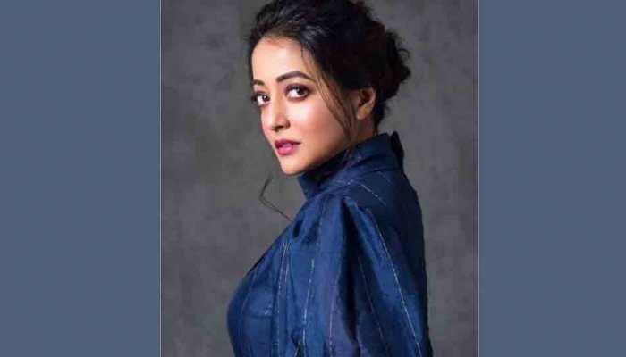 Films providing larger than life experience can bring people to theatre: Raima Sen