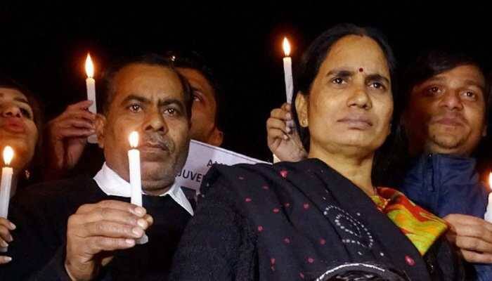 Nirbhaya's parents approach Patiala House Court to expedite process to hang convicts