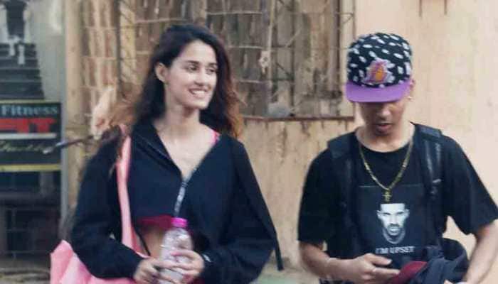 Disha Patani looks effortlessly chic she gets clicked at Khar