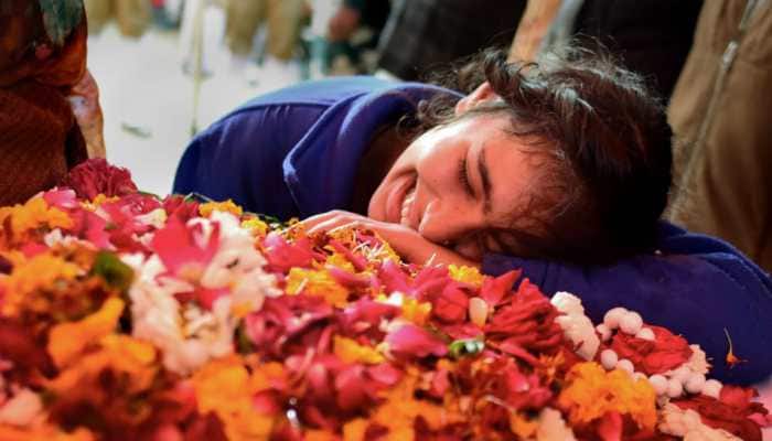 Gloom and anger as India bids farewell to 40 martyred CRPF personnel Gloom and anger as India bids farewell to 40 martyred CRPF personnel