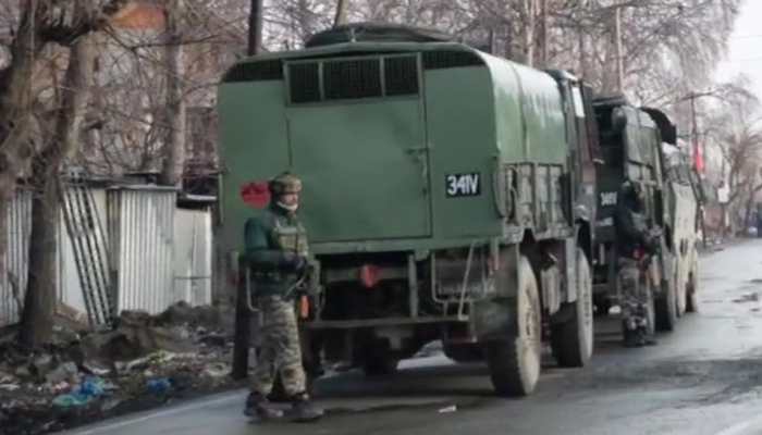 Encounter underway in Pinglan in Jammu and Kashmir's Pulwama: What we know so far Encounter underway in Pinglan in Jammu and Kashmir's Pulwama: What we know so far