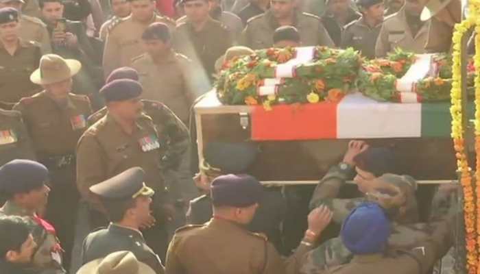 Mortal remains of Major Bisht arrives home, 19 days before marriage ​date