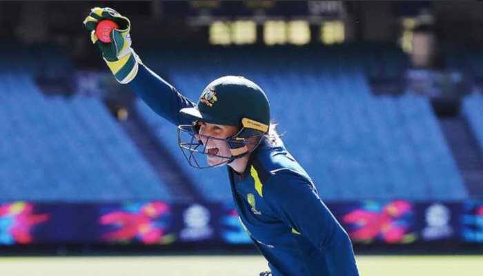Australia's Alyssa Healy sets Guinness World Record for highest catch 
