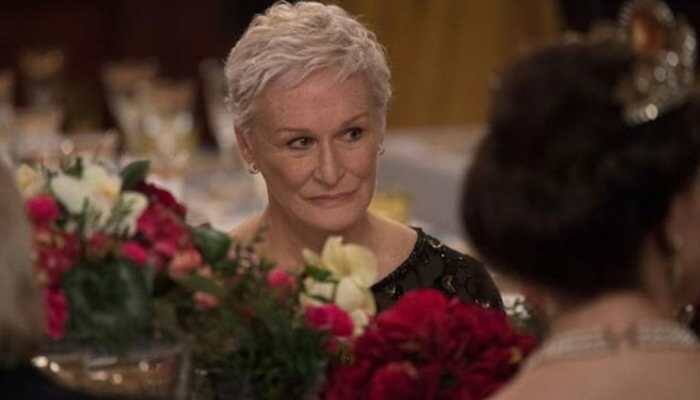 Glenn Close's dog steals the show during award ceremony