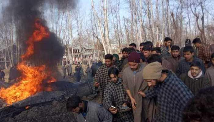 IAF Mi 17 helicopter aircraft crashes in J&amp;K&#039;s Budgam; pilot feared dead