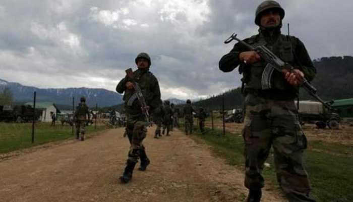 Pakistan violates ceasefire in J&amp;K&#039;s Nowshera sector