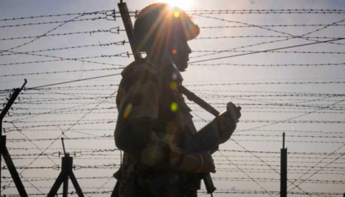 Pakistan violates ceasefire in J&amp;K&#039;s Mendhar, Balakote and Krishna Ghati sectors