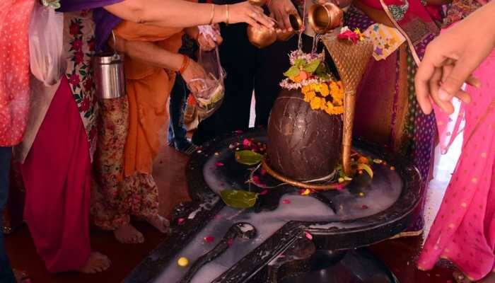 Maha Shivaratri 2019: Here's the Aarti you should sing to seek blessings