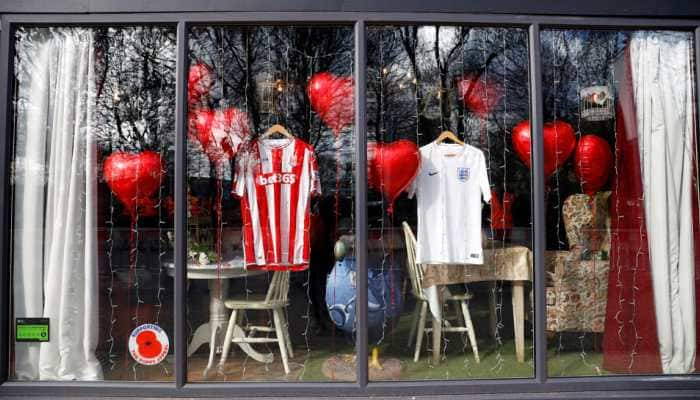 England bids final farewell to World Cup-winning goalkeeper Gordon Banks