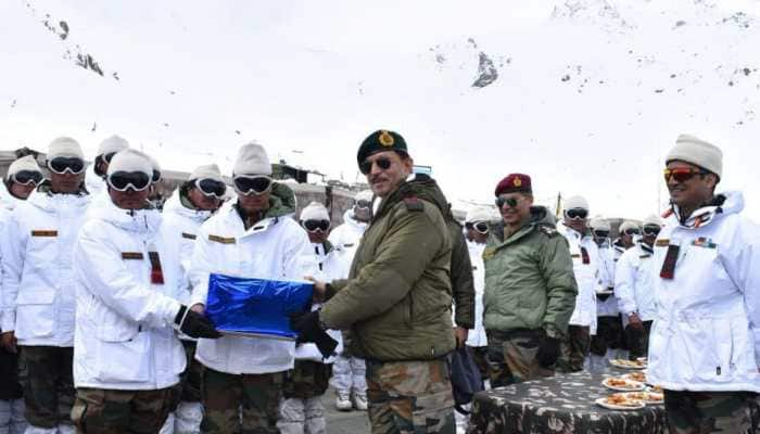 Lt Gen YK Joshi, GoC Fire &amp; Fury Corps, visits forward post in Siachen, reviews operational preparedness