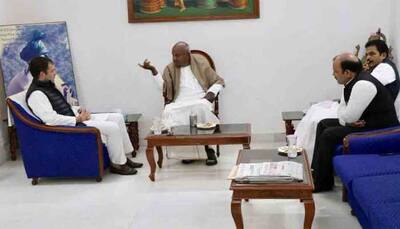 Rahul Gandhi meets JDS chief Deve Gowda, discusses seat sharing in Karnataka for 2019 Lok Sabha election