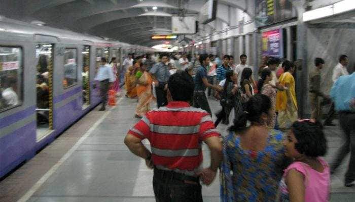 Sparks in third rail hit Kolkata Metro services