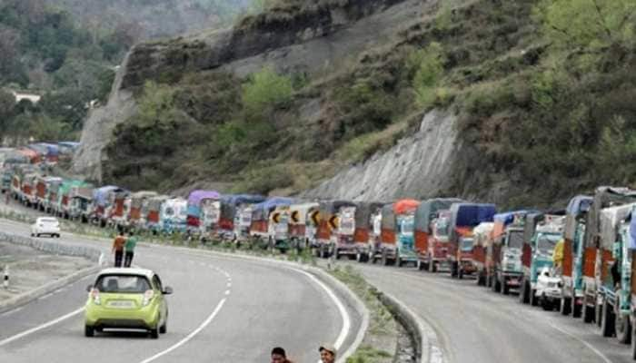 Over 1,000 tankers with petroleum products reach Kashmir Valley