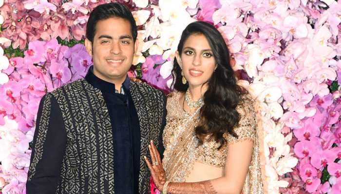 Maroon 5 performs at Akash Ambani-Shloka Mehta's wedding party