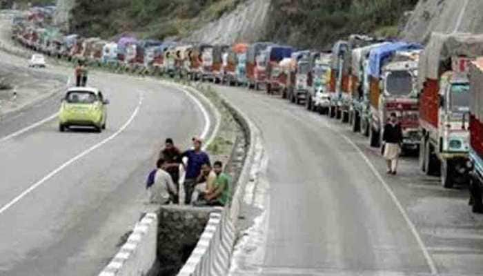 Landslide blocks Jammu-Srinagar highway as snow, rains lash parts of Jammu and Kashmir