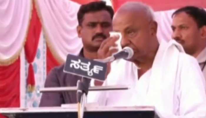 JDS chief HD Deve Gowda breaks down as he says grandsons will contest Lok Sabha election 2019